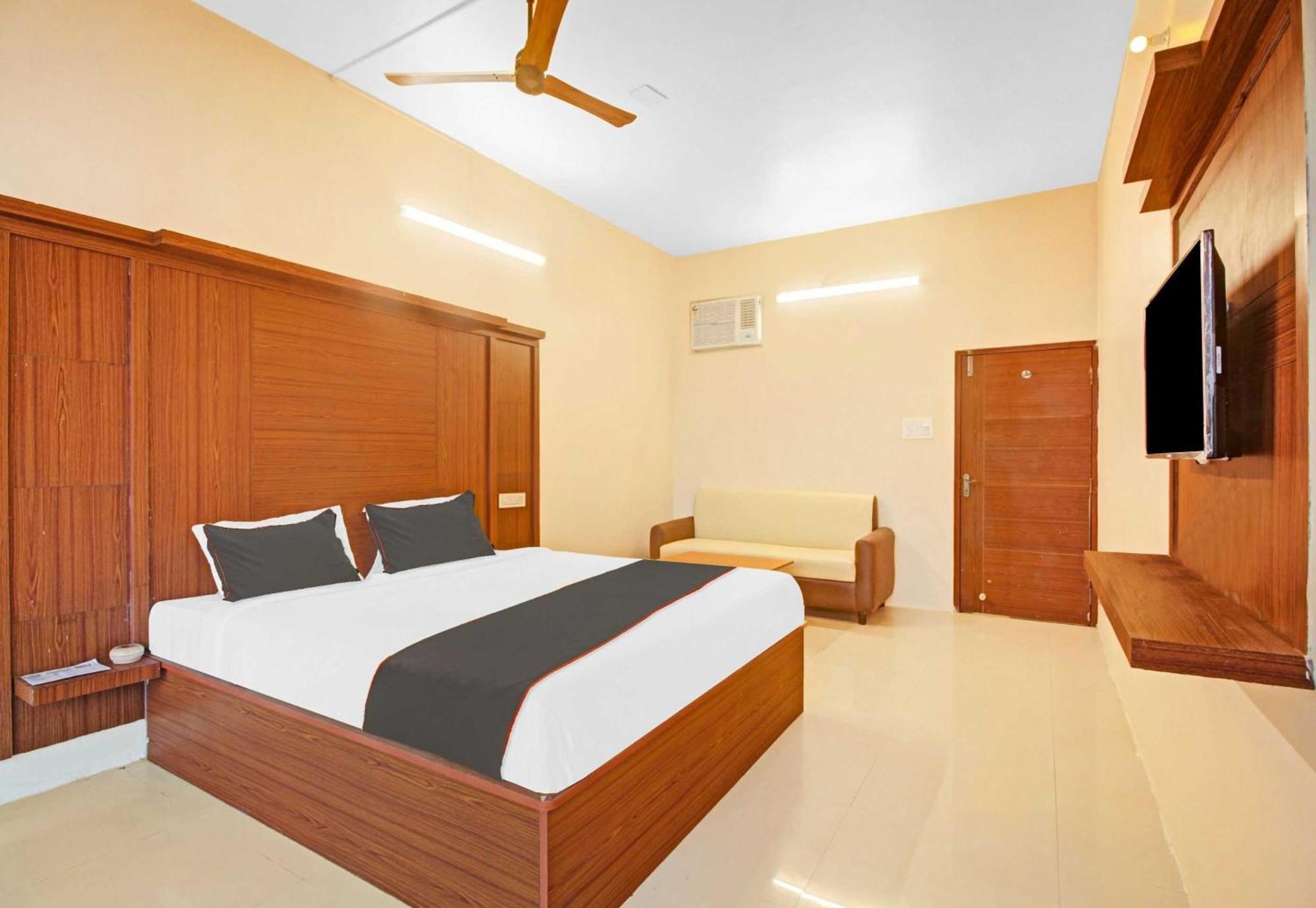Super Collection O Hotel Aqua Villa Near Netaji Subhash Chandra Bose International Airport Gauripur  Dış mekan fotoğraf
