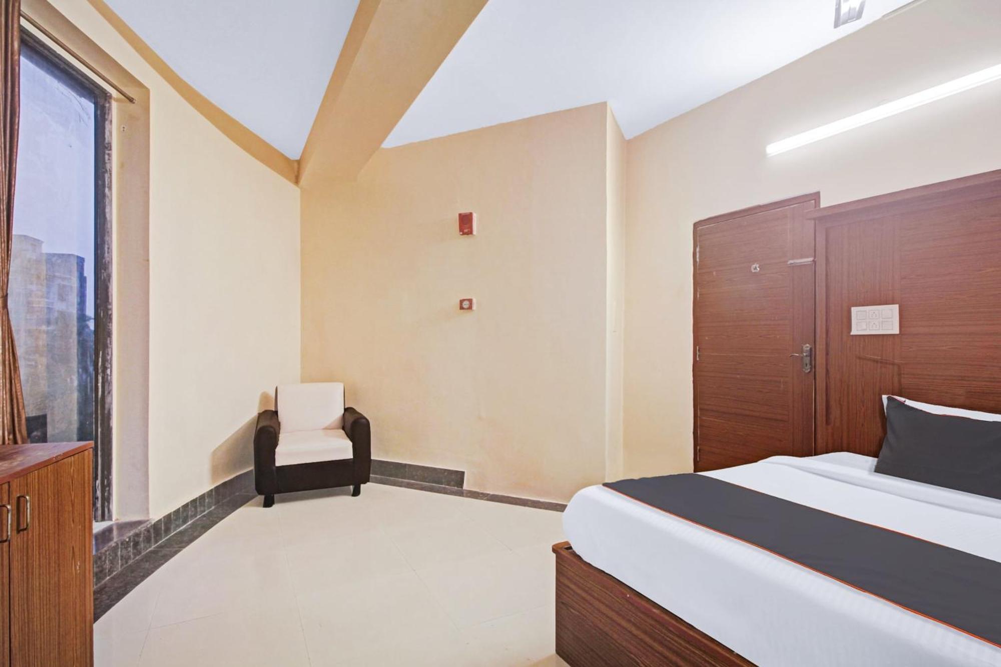 Super Collection O Hotel Aqua Villa Near Netaji Subhash Chandra Bose International Airport Gauripur  Dış mekan fotoğraf